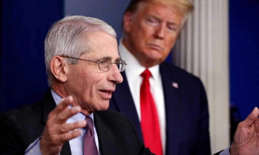 Φαούτσι: Ελπίζω ο Τραμπ να προτρέψει τους υποστηρικτές του να εμβολιαστούν